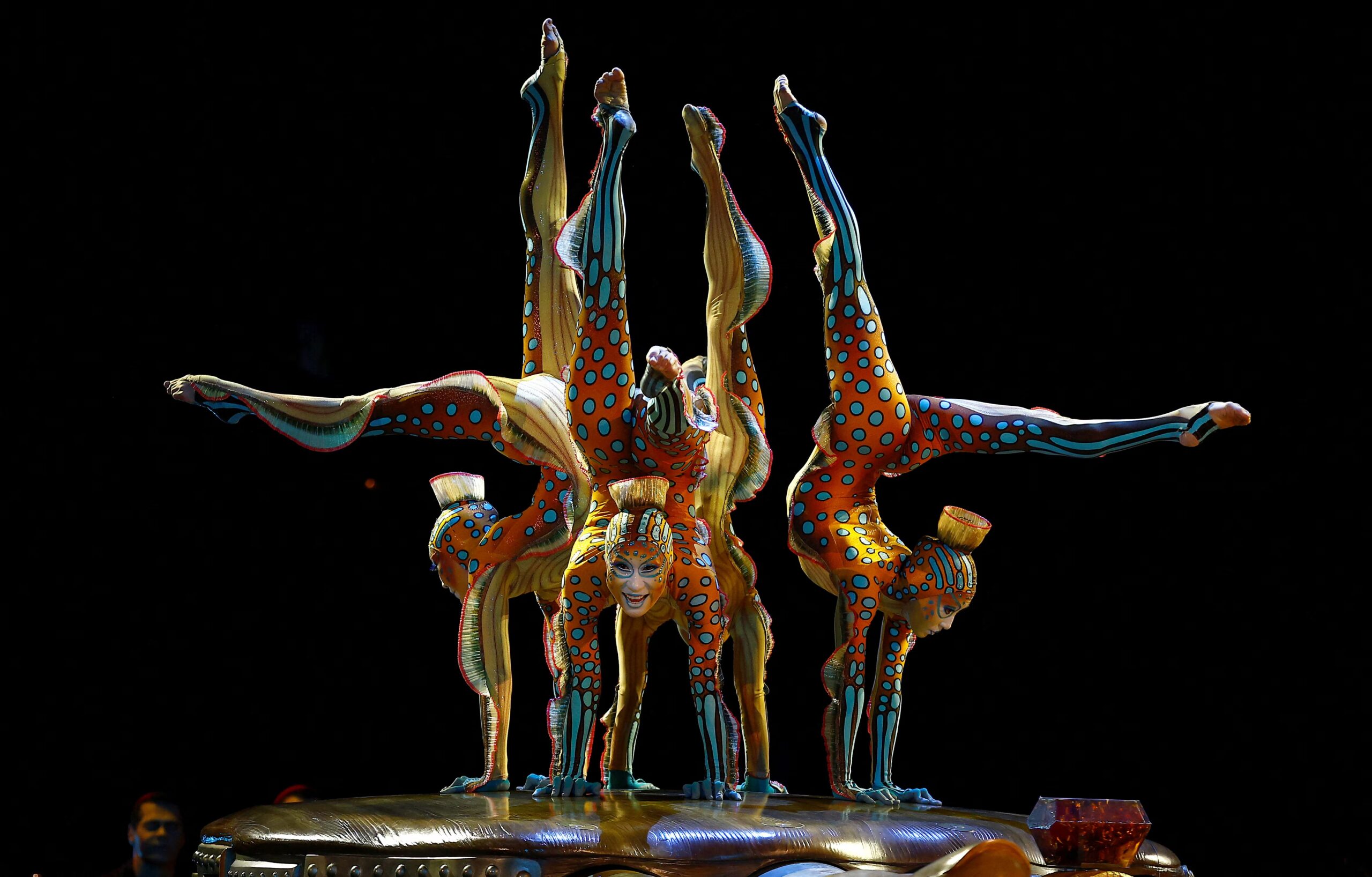 Performance collective de contorsionnistes